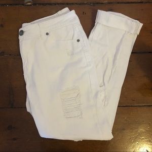 White Boyfriend Jeans